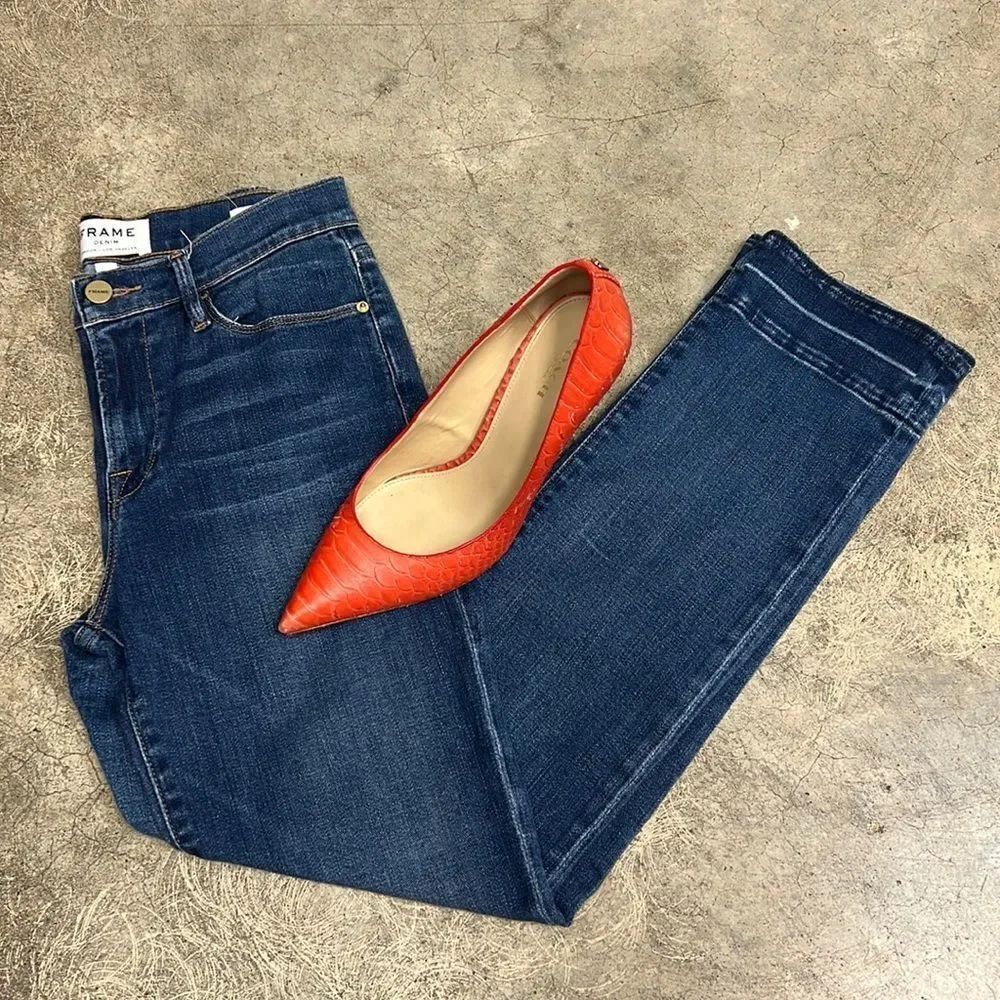 * Frame denim jeans